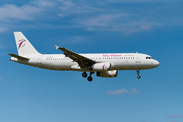  Sky Vision Airlines Airbus A320 - https://upload.wikimedia.org/wikipedia/commons/thumb/c/c9/SU-SKB.jpg/1920px-SU-SKB.jpg